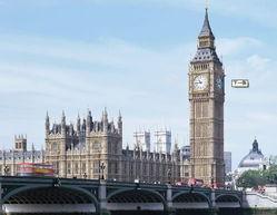 英国金融城吃瓜事件视频,一场意外的网络狂欢