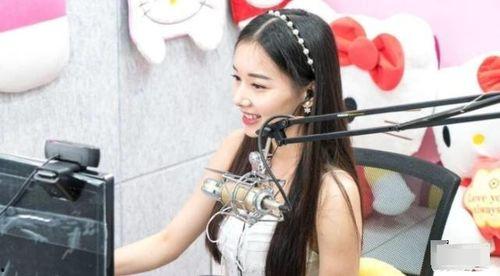 明星吃瓜主播骗局视频,揭秘网络直播背后的真相