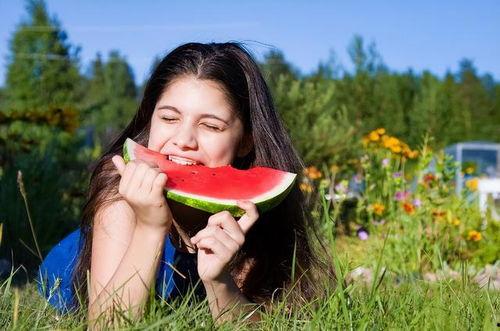 吃瓜家庭妇女视频大全,视频大全精彩回顾