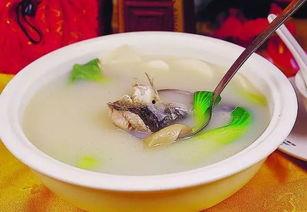 大爷吃瓜喝汤视频,笑料横生，网友直呼“太治愈”  第3张