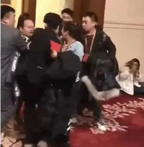 王鹤棣吃孙千瓜视频,瓜果盛宴见证友情 第2张 王鹤棣吃孙千瓜视频,瓜果盛宴见证友情 第2张