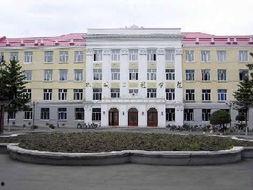 佳木斯大学吃瓜视频,揭秘校园生活趣味瞬间 第2张 佳木斯大学吃瓜视频,揭秘校园生活趣味瞬间 第2张