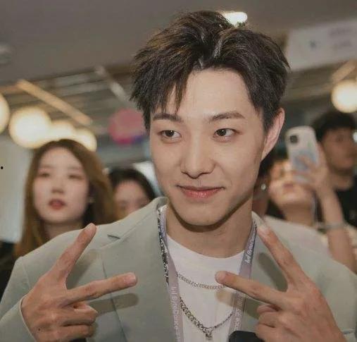 吃瓜张欣尧视频在线观看 第2张 吃瓜张欣尧视频在线观看 第2张